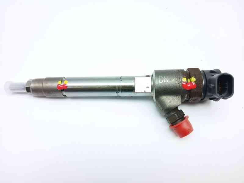 Recambio de inyector para jeep cherokee (kl) 2.2 crd 4x4 referencia OEM IAM 0445110674