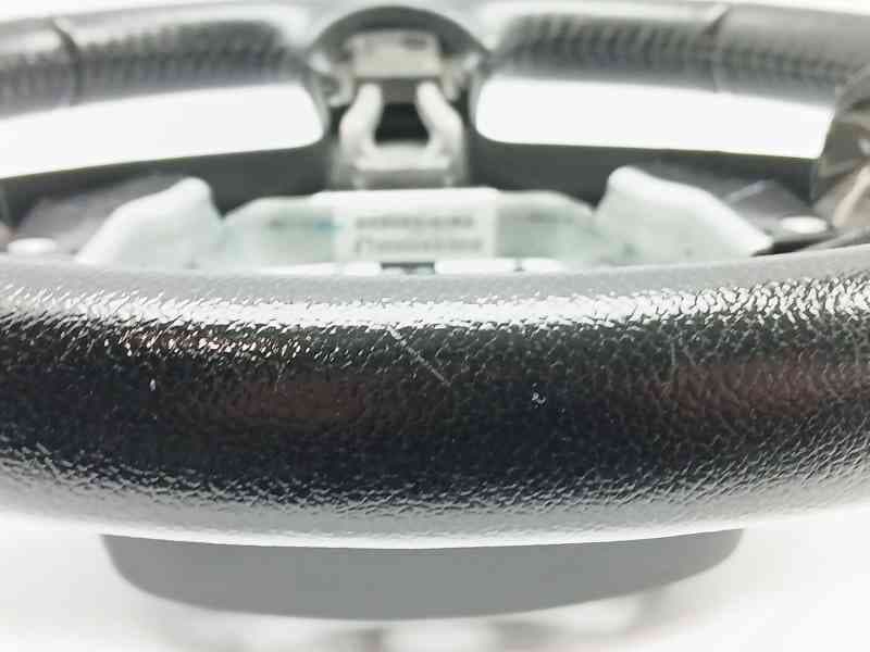 Recambio de volante para nissan juke (f15) 1.2 dig-t referencia OEM IAM 484301KB3A 4