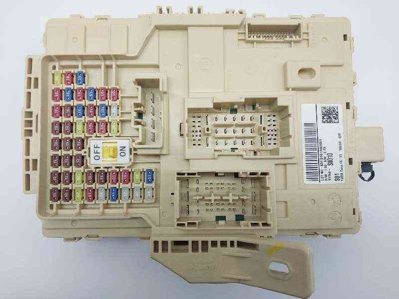 Recambio de caja reles / fusibles para hyundai i30 (pd) n referencia OEM IAM 91950S0010