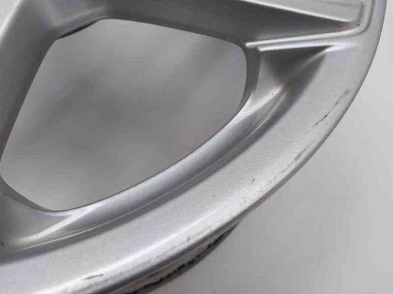 Recambio de llanta para ford fiesta (ccn) titanium referencia OEM IAM C1BC1007BB 5