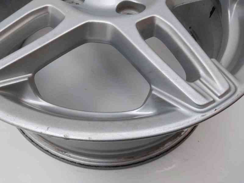 Recambio de llanta para ford fiesta (ccn) titanium referencia OEM IAM C1BC1007BB 3