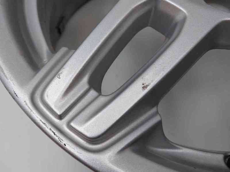 Recambio de llanta para ford fiesta (ccn) titanium referencia OEM IAM C1BC1007BB 6