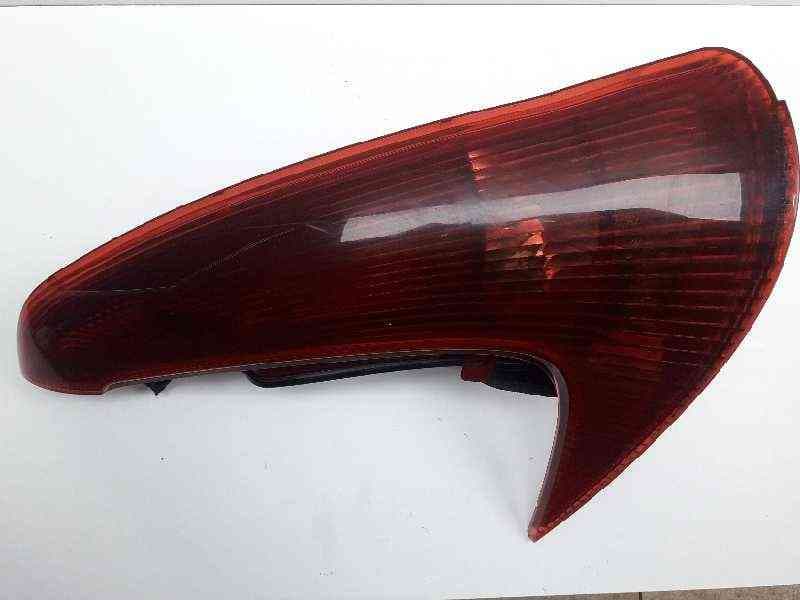Recambio de piloto trasero izquierdo para peugeot 206 sw x-line referencia OEM IAM - Amarillo