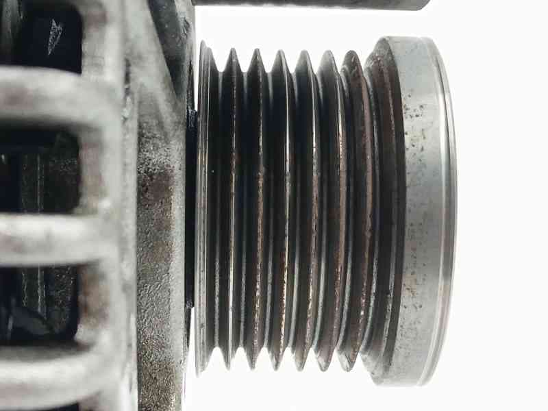 Recambio de alternador para bmw 1 (e81) 118 i referencia OEM IAM 755046904  0121715017 2