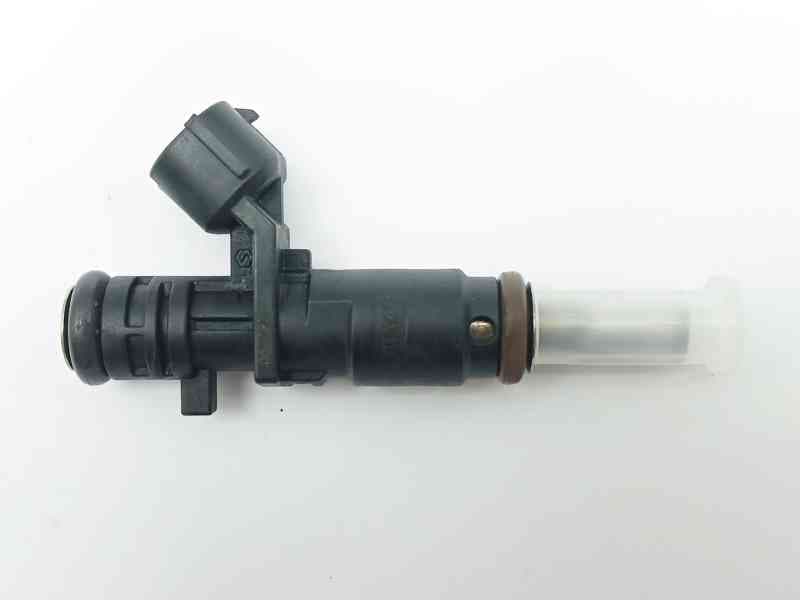 Recambio de inyector para peugeot 308 premium referencia OEM IAM 75281768005 - Negro
