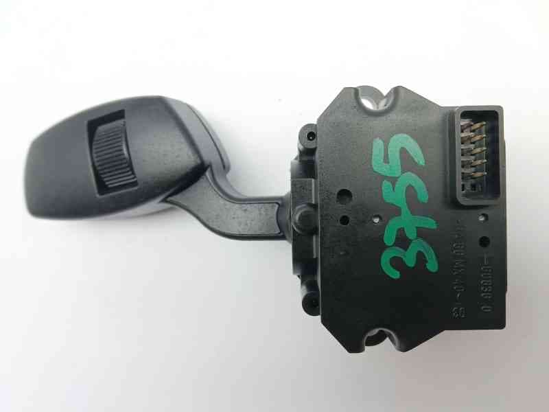 Recambio de mando limpia para bmw 5 touring (e61) 523 i referencia OEM IAM 692410702 3