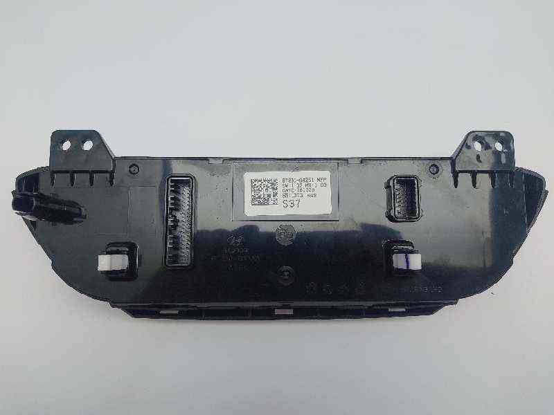 Recambio de mando multifuncion para hyundai i30 (pd) n referencia OEM IAM 97250G4251 2