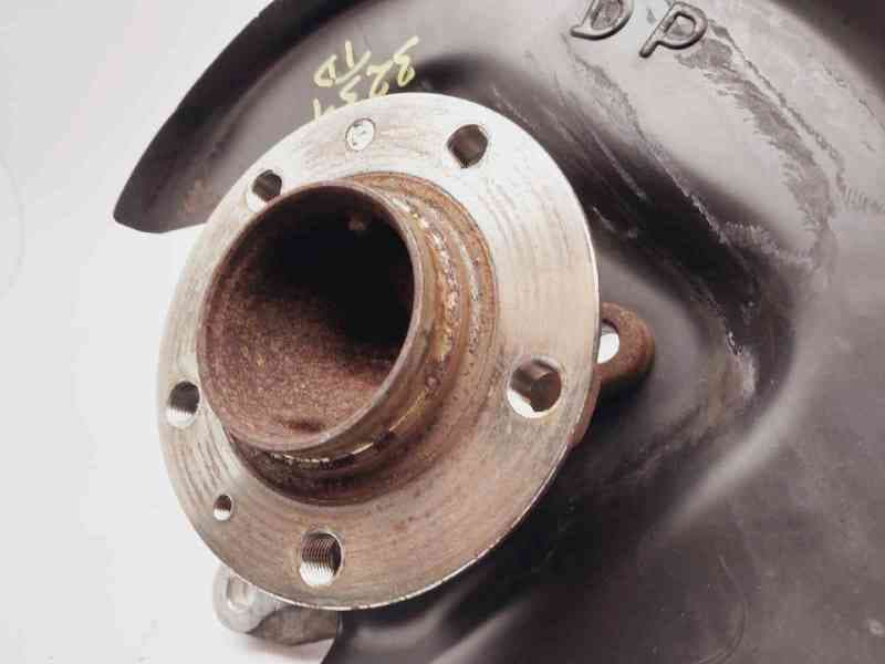 Recambio de buje para peugeot 308 sw business-line referencia OEM IAM 9674375280 4