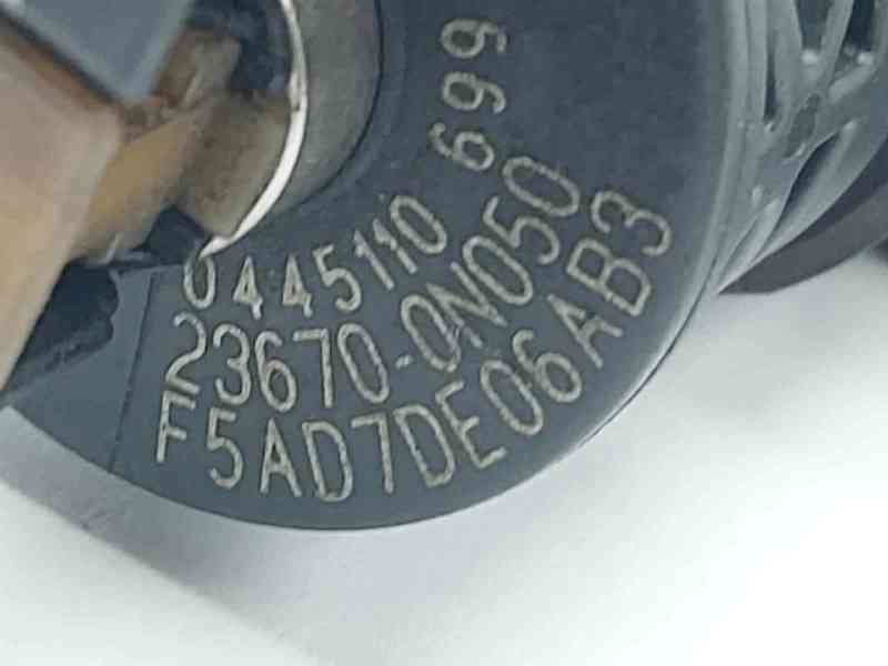 Recambio de inyector para toyota auris active referencia OEM IAM 236700N050 445110699 2