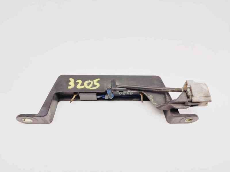 Recambio de antena para lexus gs (gs/us/ws19) 450 h referencia OEM IAM 8999741010 - Azul