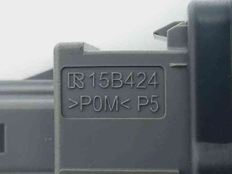 Recambio de warning para toyota aygo x-cite referencia OEM IAM 15B424 - Blanco 3
