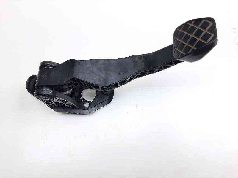 Recambio de pedal embrague para volkswagen polo beats referencia OEM IAM 2Q1721059 - Blanco 2