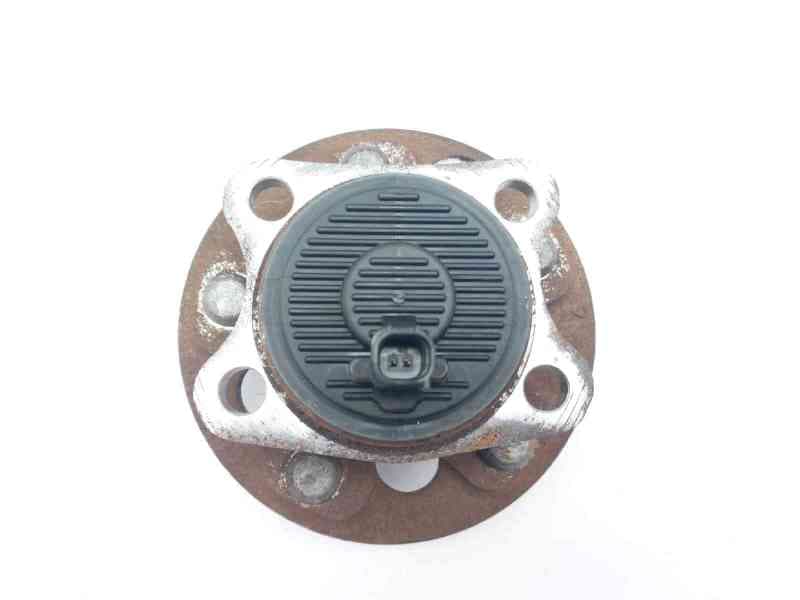 Recambio de buje para toyota auris active referencia OEM IAM 2