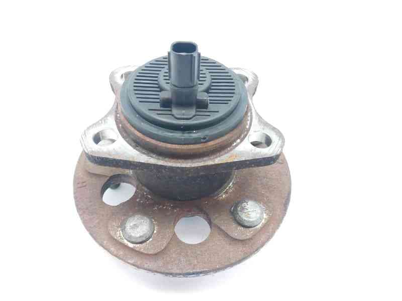 Recambio de buje para toyota auris active referencia OEM IAM 3