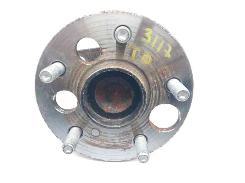 Recambio de buje para toyota auris active referencia OEM IAM 4245002121