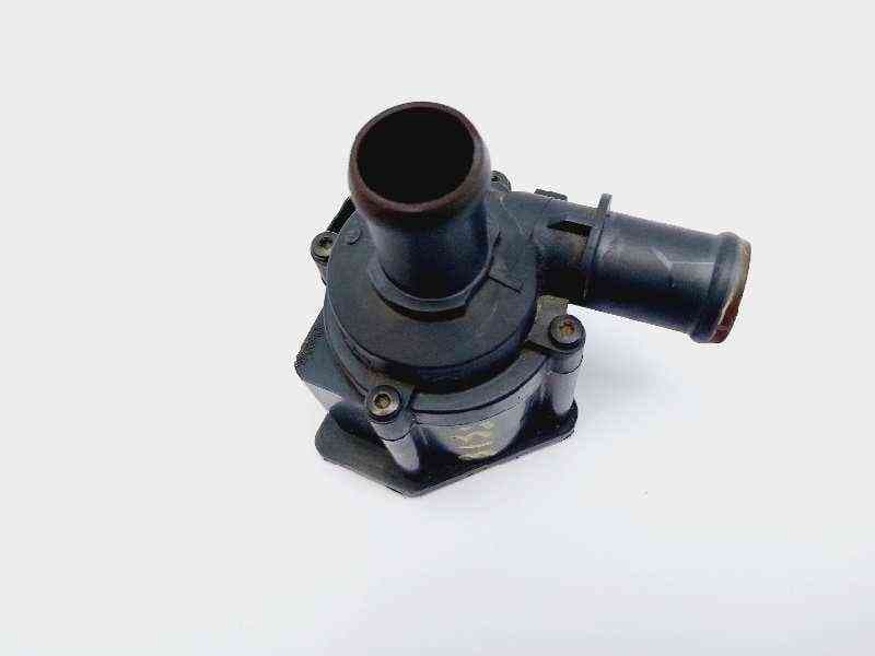 Recambio de bomba agua para audi a4 ber. (b8) básico referencia OEM IAM 06H121601M 4