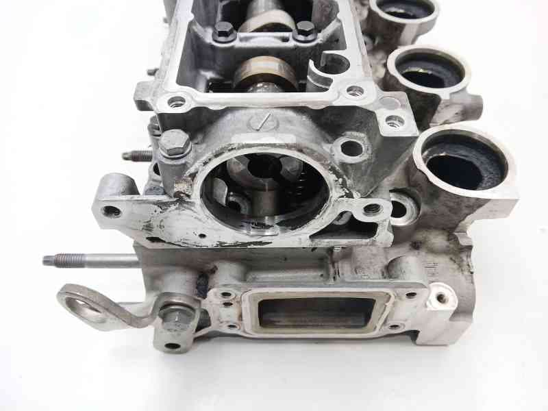 Recambio de culata para peugeot 207 urban referencia OEM IAM 200CN 9636896880 5