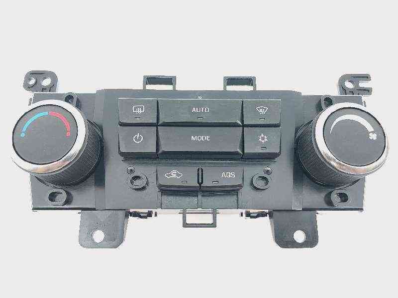 Recambio de mando climatizador para chevrolet cruze ls+ referencia OEM IAM 3827208
