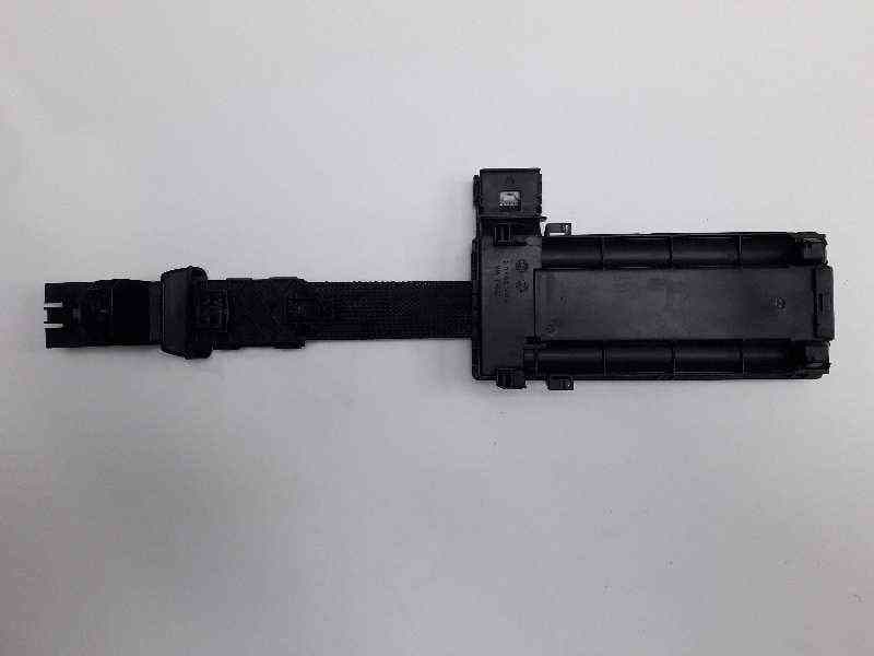 Recambio de porton trasero para lexus gs (gs/us/ws19) 450 h referencia OEM IAM 3390 3391 - Gris