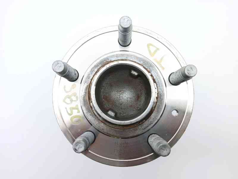 Recambio de buje para opel mokka / mokka x (j13) 1.4 (_76) referencia OEM IAM 13593158