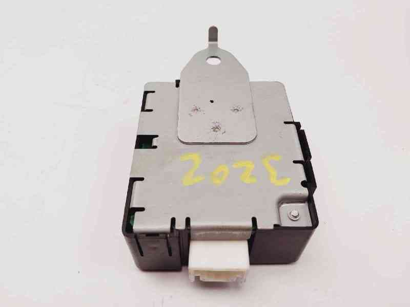Recambio de modulo electronico para lexus rx 400h referencia OEM IAM 2513000841 4