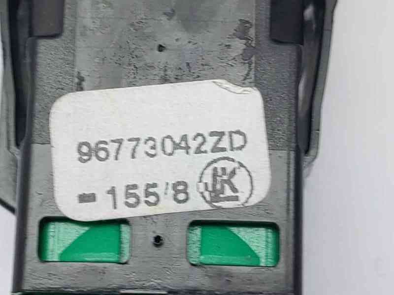 Recambio de interruptor para citroën c-elysée seduction referencia OEM IAM 96773042ZD 5
