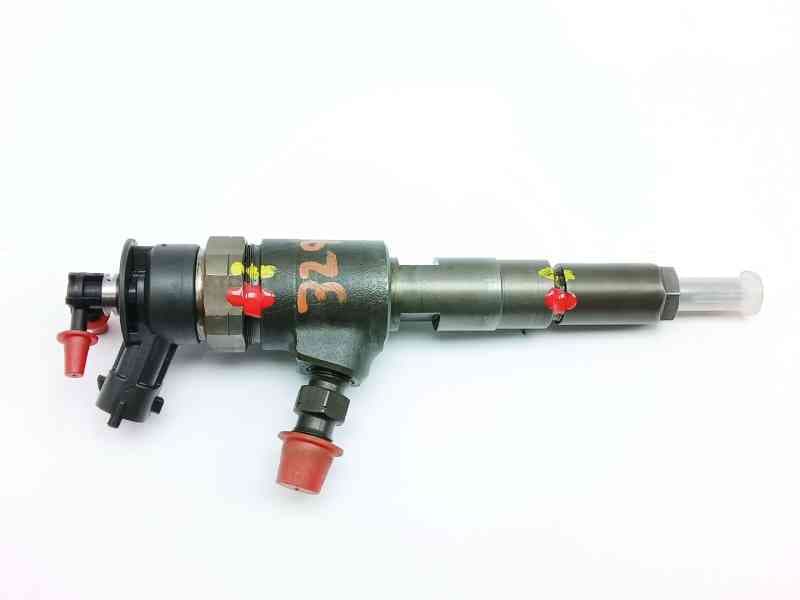 Recambio de inyector para peugeot 207 urban referencia OEM IAM 0445110252