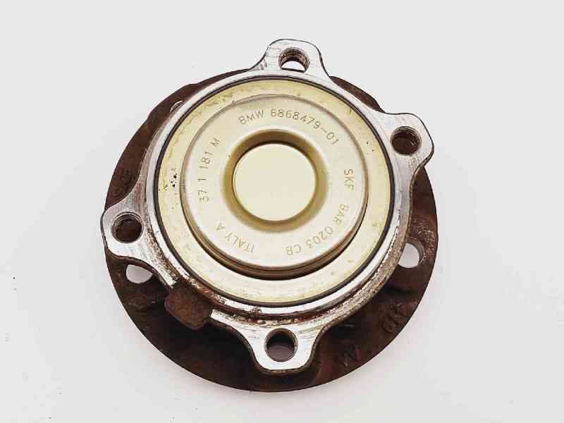 Recambio de buje para bmw serie 5 lim. (f10) 520d referencia OEM IAM 686847901 6868479 2
