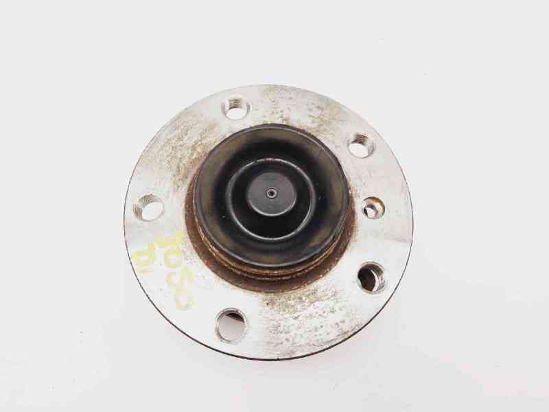 Recambio de buje para bmw serie 5 lim. (f10) 520d referencia OEM IAM 686847901 6868479 4