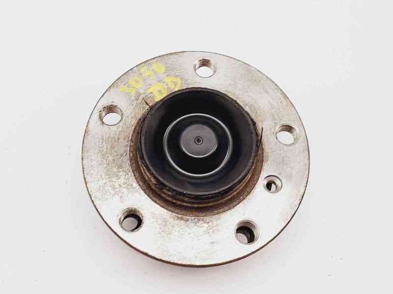 Recambio de buje para bmw serie 5 lim. (f10) 520d referencia OEM IAM 686847901 2