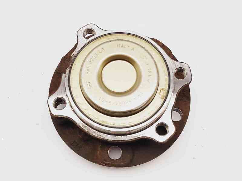 Recambio de buje para bmw serie 5 lim. (f10) 520d referencia OEM IAM 686847901 3
