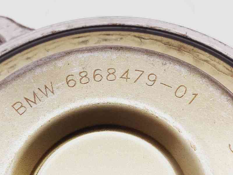 Recambio de buje para bmw serie 5 lim. (f10) 520d referencia OEM IAM 686847901 5
