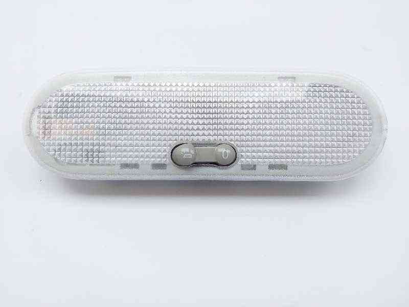 Recambio de luz interior para dacia lodgy referencia OEM IAM 8200074362
