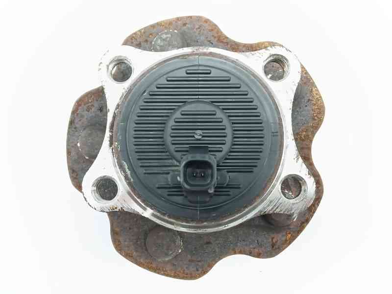 Recambio de buje para toyota auris (_e18_) 1.2 (nre185_) referencia OEM IAM 4245005081 2