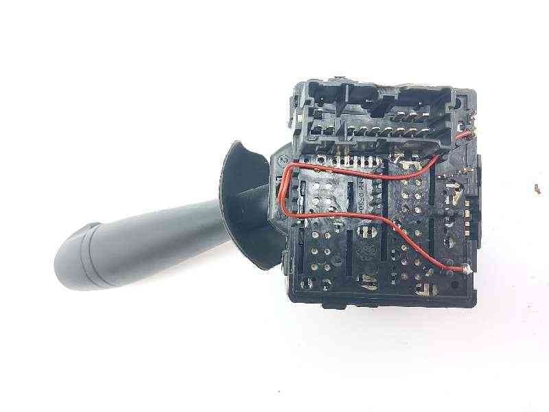 Recambio de mando limpia para dacia lodgy referencia OEM IAM 255671453R 2