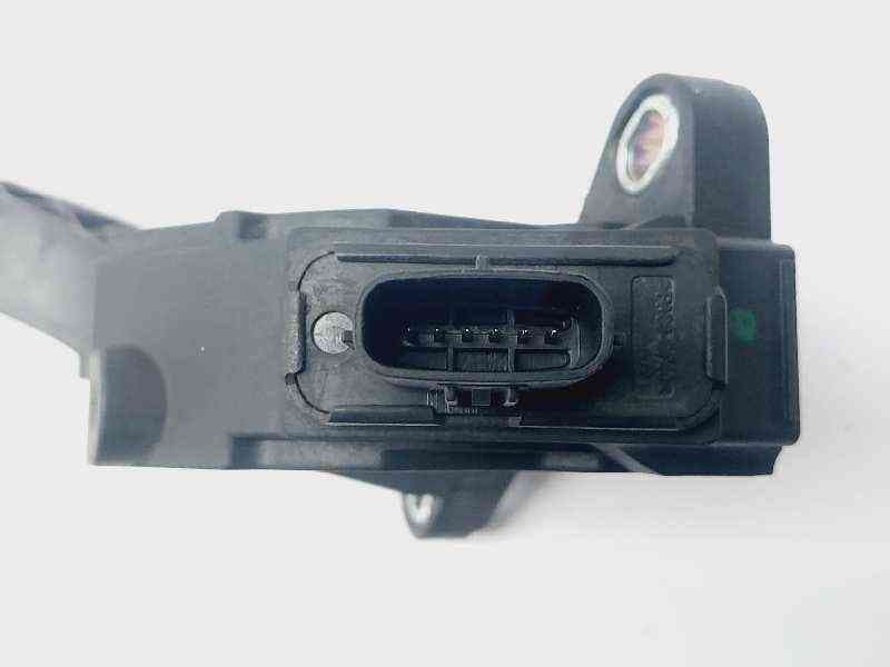Recambio de potenciometro pedal para toyota yaris city referencia OEM IAM 781100D110 2