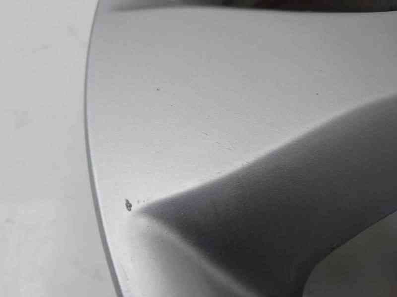 Recambio de llanta para renault koleos expression referencia OEM IAM 403000762R 5