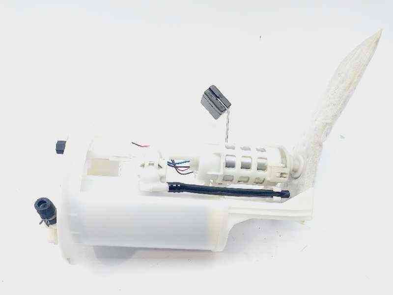 Recambio de bomba combustible para toyota yaris city referencia OEM IAM 777040D070 3