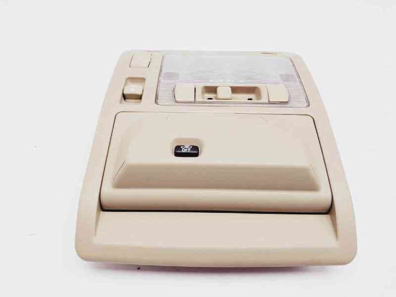 Recambio de luz interior para lexus rx 400h referencia OEM IAM 8126048250A0