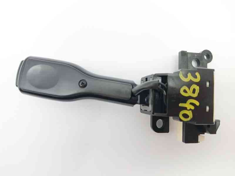 Recambio de mando volante para toyota auris (_e18_) 1.2 (nre185_) referencia OEM IAM 18A174 3