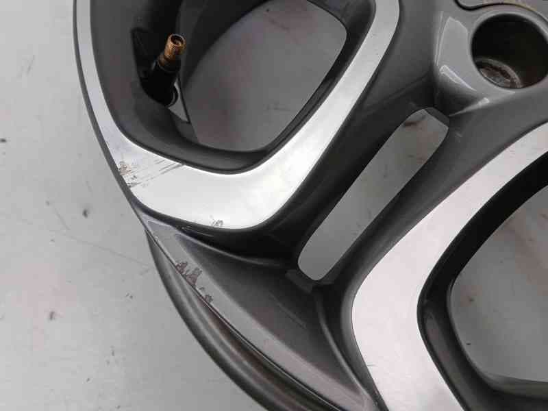 Recambio de llanta para hyundai i20 ii (gb, ib) 1.0 t-gdi referencia OEM IAM 52910C8700 2