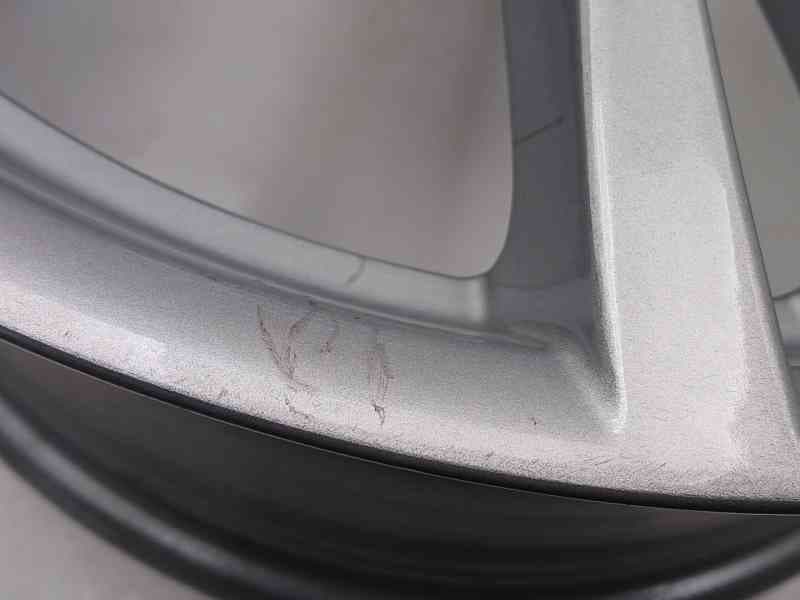 Recambio de llanta para bmw 3 (f30, f80) 318 d referencia OEM IAM 7845881 2