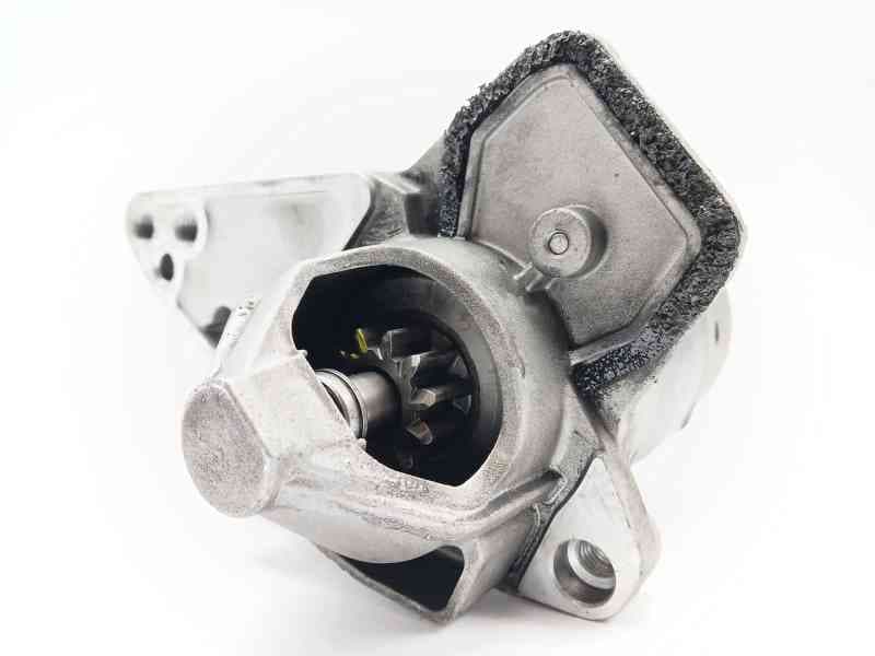 Recambio de motor arranque para renault captur referencia OEM IAM 233007970R 2