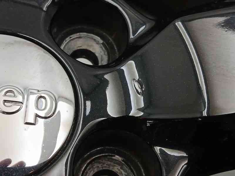 Recambio de llanta para jeep compass ii limited 4x4 referencia OEM IAM 5VC25TRMAA 4