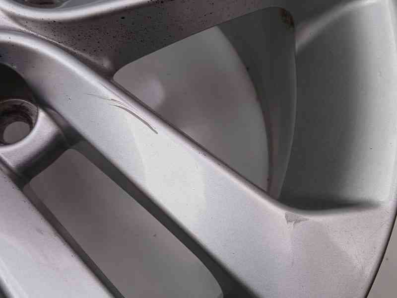 Recambio de llanta para nissan juke (f15) acenta referencia OEM IAM N457017 - Gris 2
