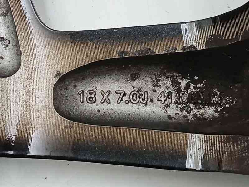 Recambio de llanta para jeep cherokee (kl) 2.2 crd 4x4 referencia OEM IAM 5SN87TRMAB 6