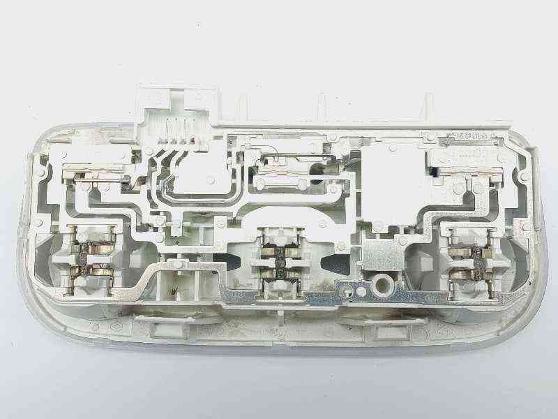 Recambio de luz interior para renault fluence dynamique referencia OEM IAM 264300008R 2