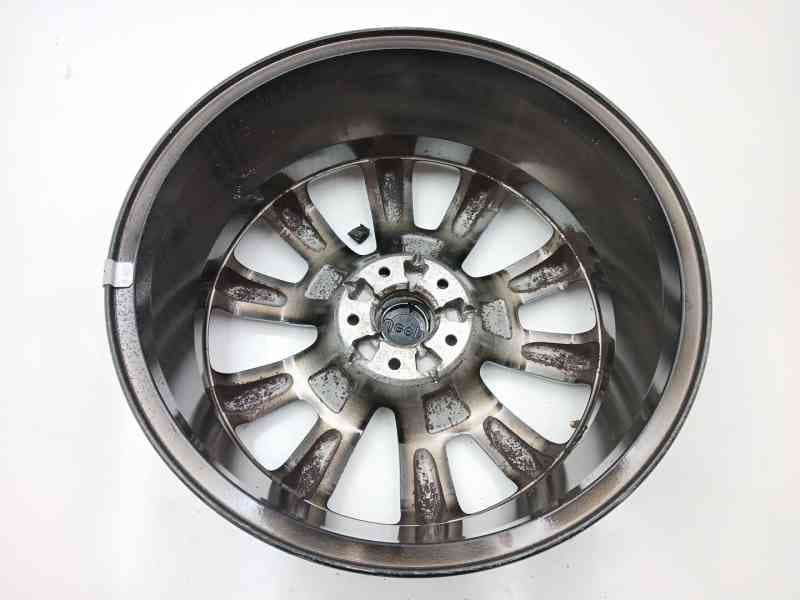 Recambio de llanta para jeep cherokee (kl) 2.2 crd 4x4 referencia OEM IAM 5SN87TRMAB 5