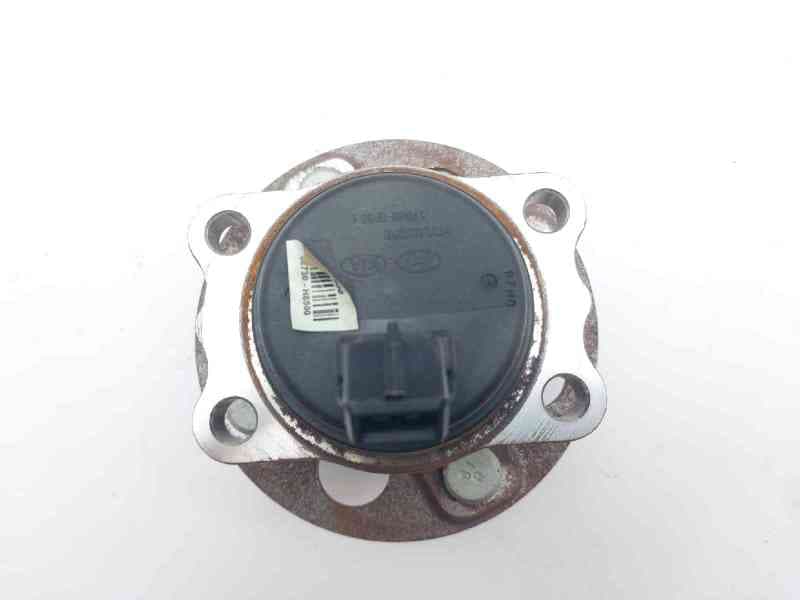 Recambio de buje para hyundai i20 coupe nline (hibrido) referencia OEM IAM 52730H8500 3