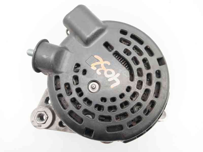 Recambio de alternador para kia carens iv 1.7 crdi referencia OEM IAM 373002A900 5
